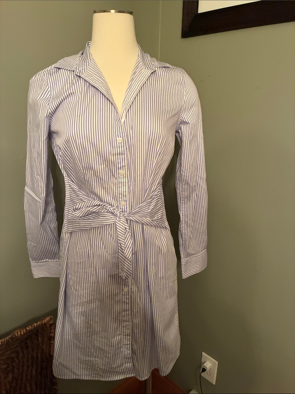 UNTUCKit Blue and White Striped Tie-Waist Long Sleeve Shirt Dress